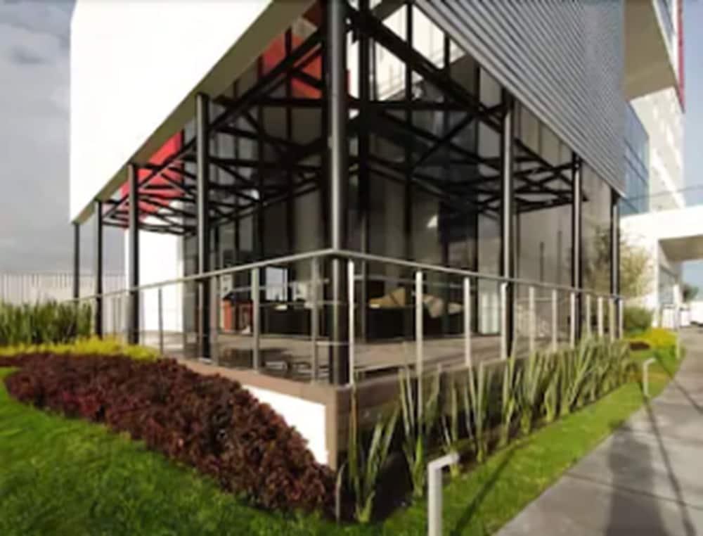 Ramada Encore San Luis Potosi Exterior photo